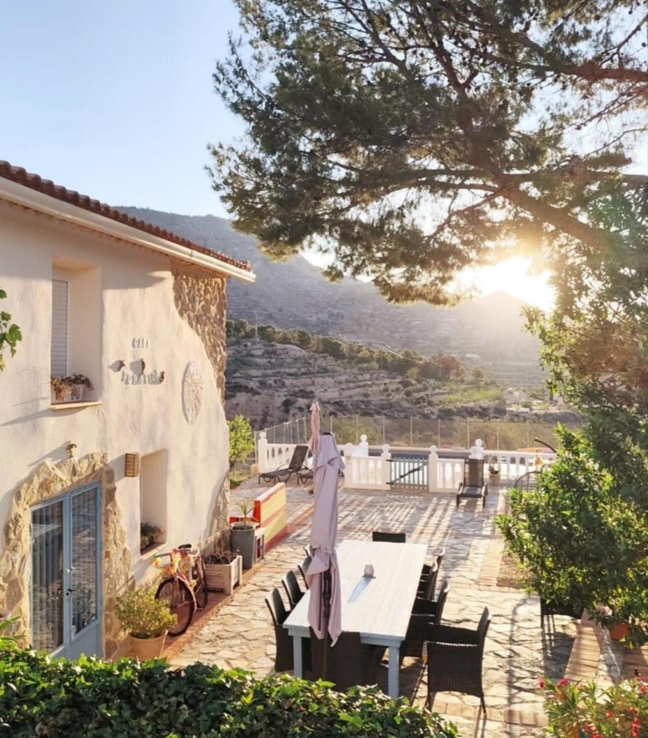 Casa Pura Vida Bed & Breakfast Relleu Ngoại thất bức ảnh